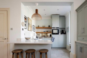 Veeve - Sophisticated Sutherland, London